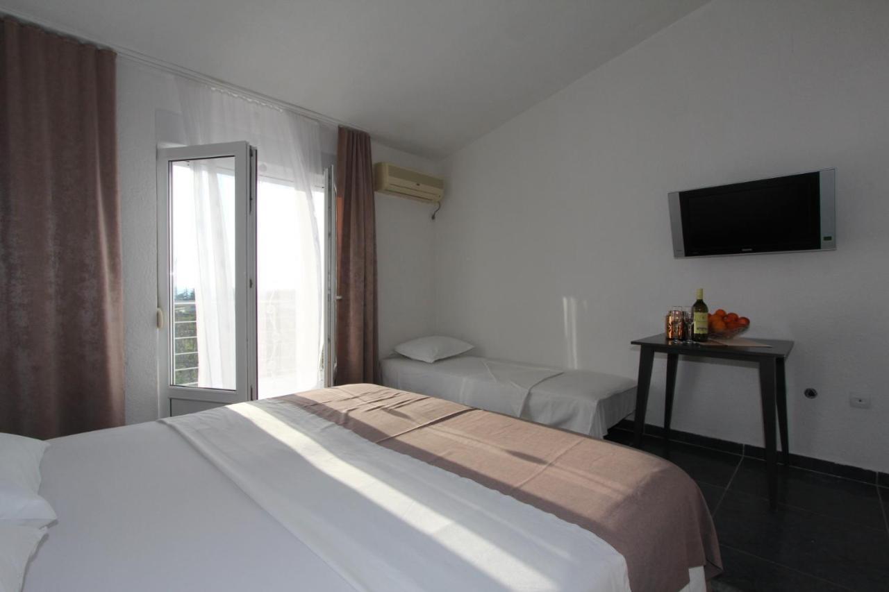 Villa Emeja - Bar - Montenegro Eksteriør billede