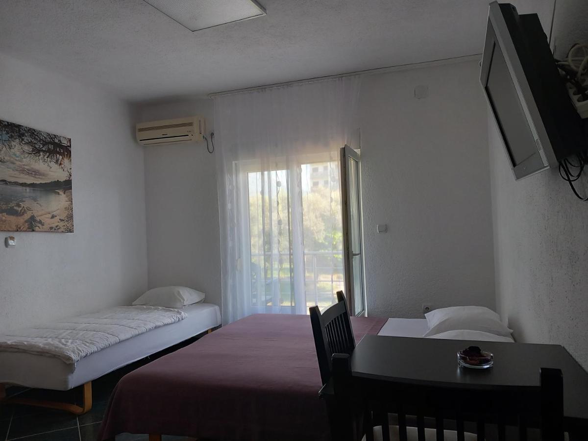 Villa Emeja - Bar - Montenegro Eksteriør billede